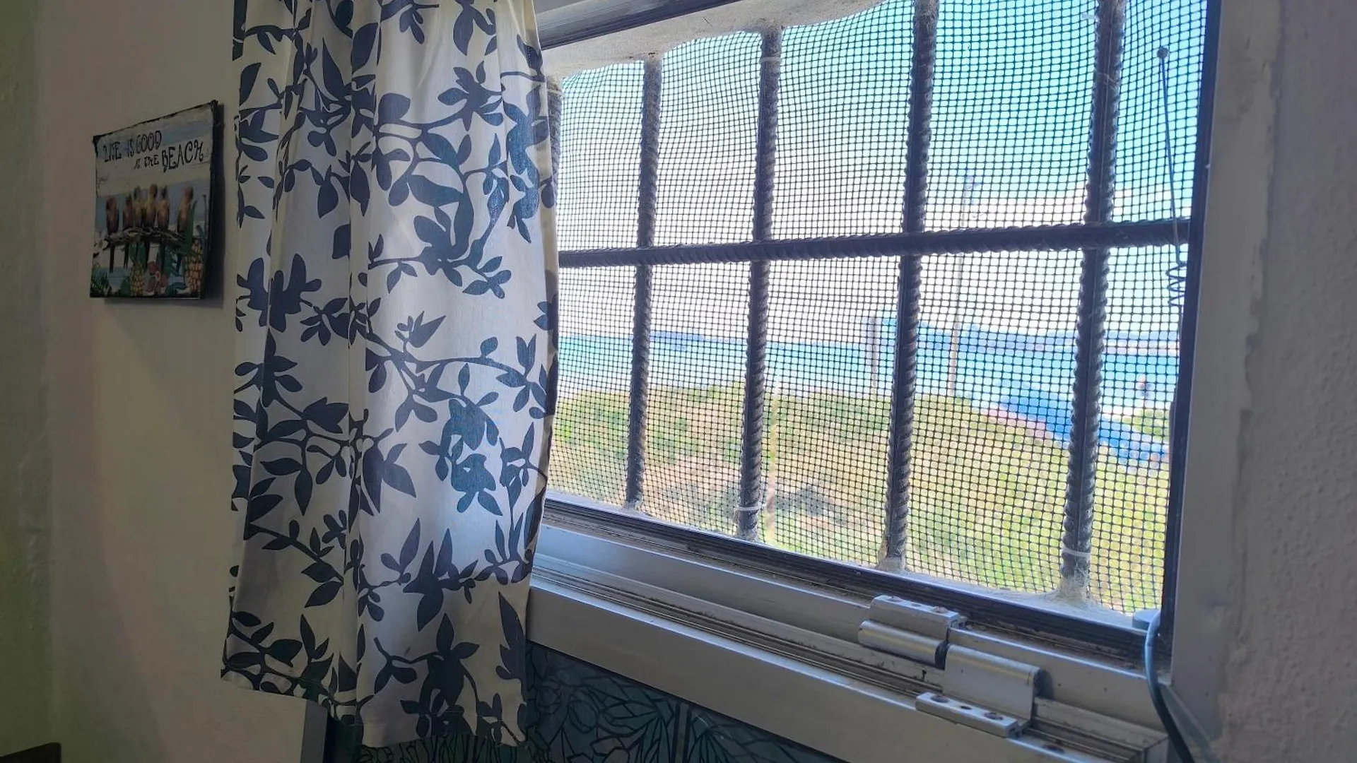 Apartment Seaside Double Room with Private Kitchen & Bathroom Algeciras Spain