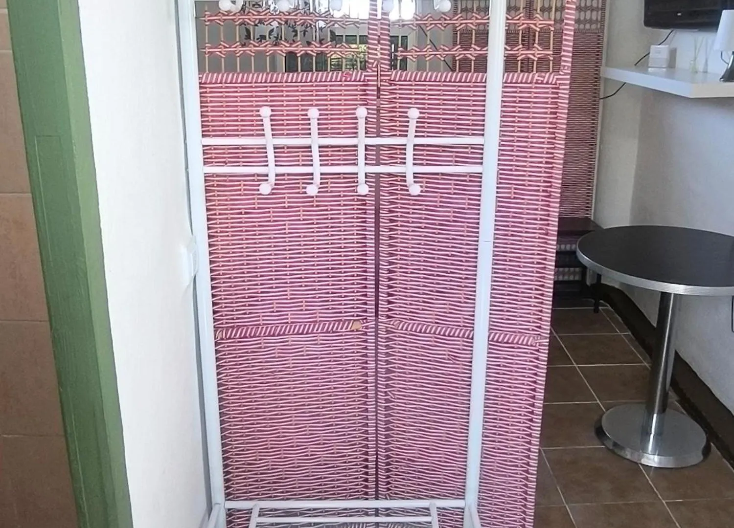 Seaside Double Room with Private Kitchen & Bathroom Algeciras Apartment